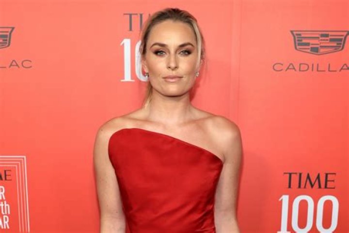 Lindsey Vonn Is Red Hot In Gorgeous Gown At 2021 amfAR Gala — Photos