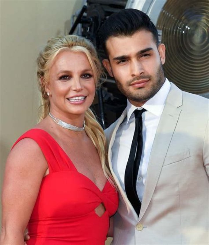 Sam Asghari Jokes That He & Britney Spears Have Been Secretly ‘Married For 5 Years’ — Watch